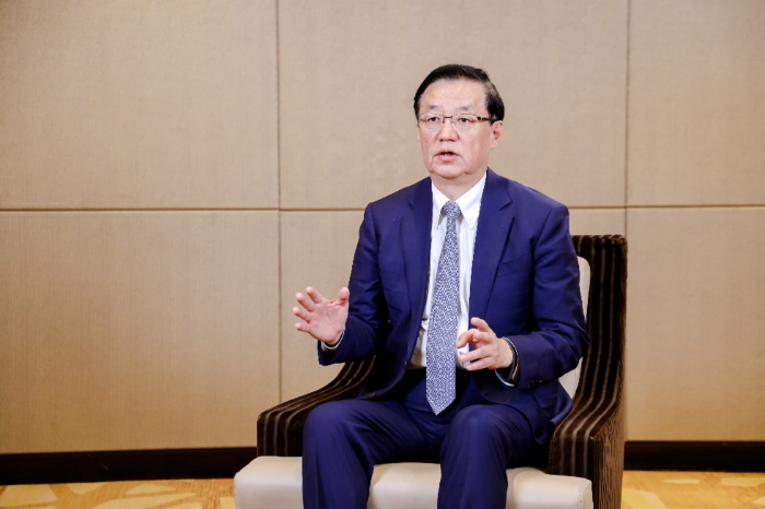图为南方医科大学南方医院感染内科主任 侯金林