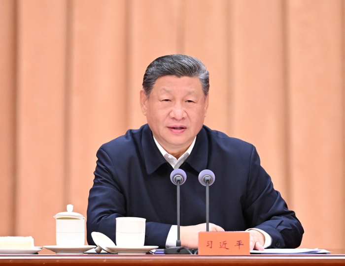 1月20日，省部级主要领导干部学习贯彻党的二十届四中全会精神专题研讨班在中央党校（国家行政学院）开班。中共中央总书记、国家主席、中央军委主席习近平在开班式上发表重要讲话。新华社记者 李响 摄